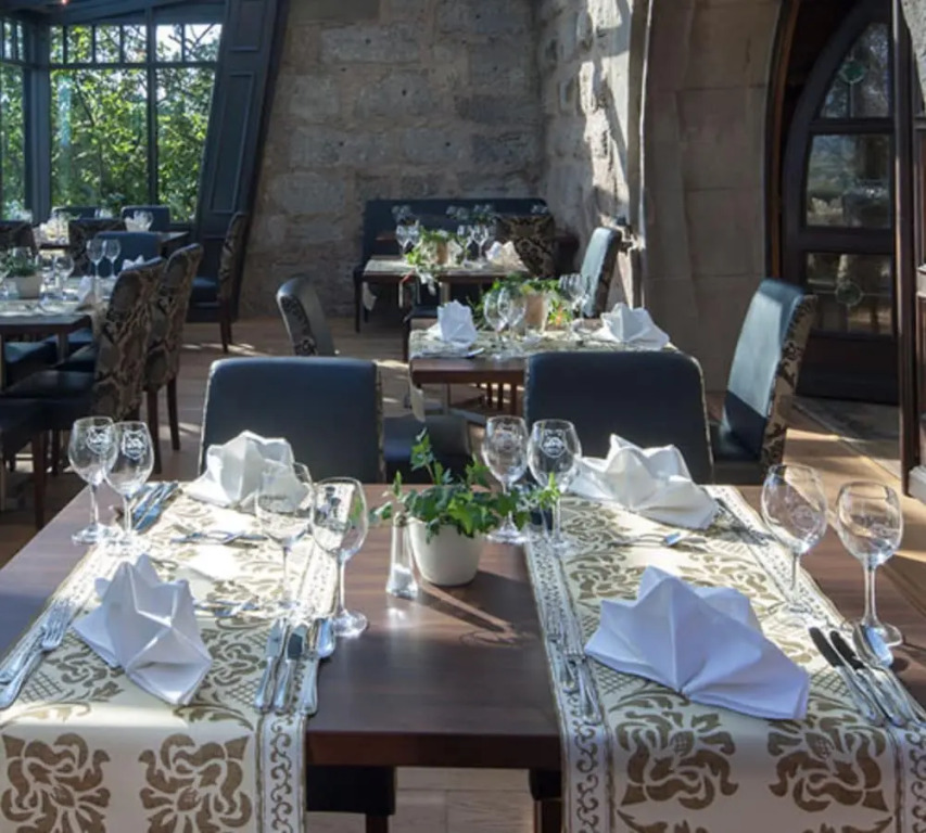 Burg Colmberg Hotel