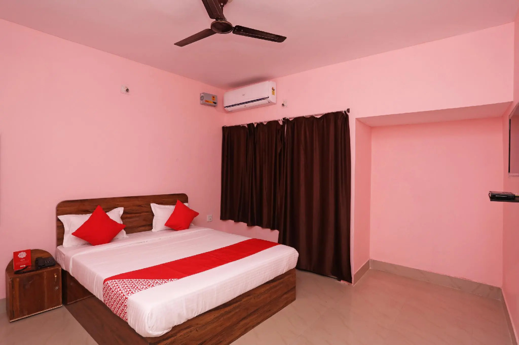 OYO 29261 Orchid Villa