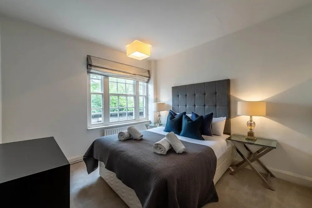 Smart 2 Bedroom Apartment in Chelsea 26