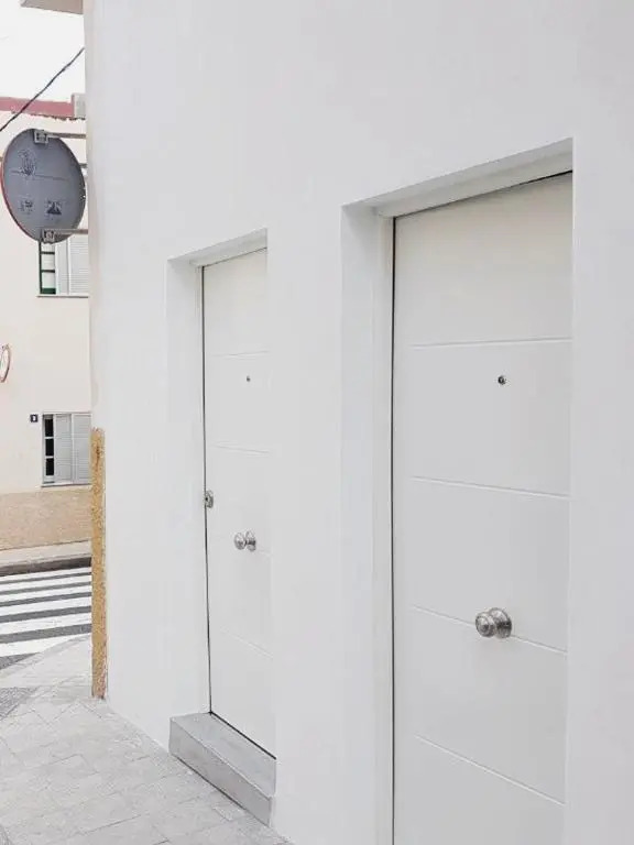 BIOMA Modern & Minimalist Apartment