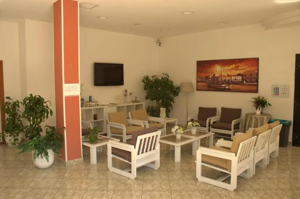 Little Hotel