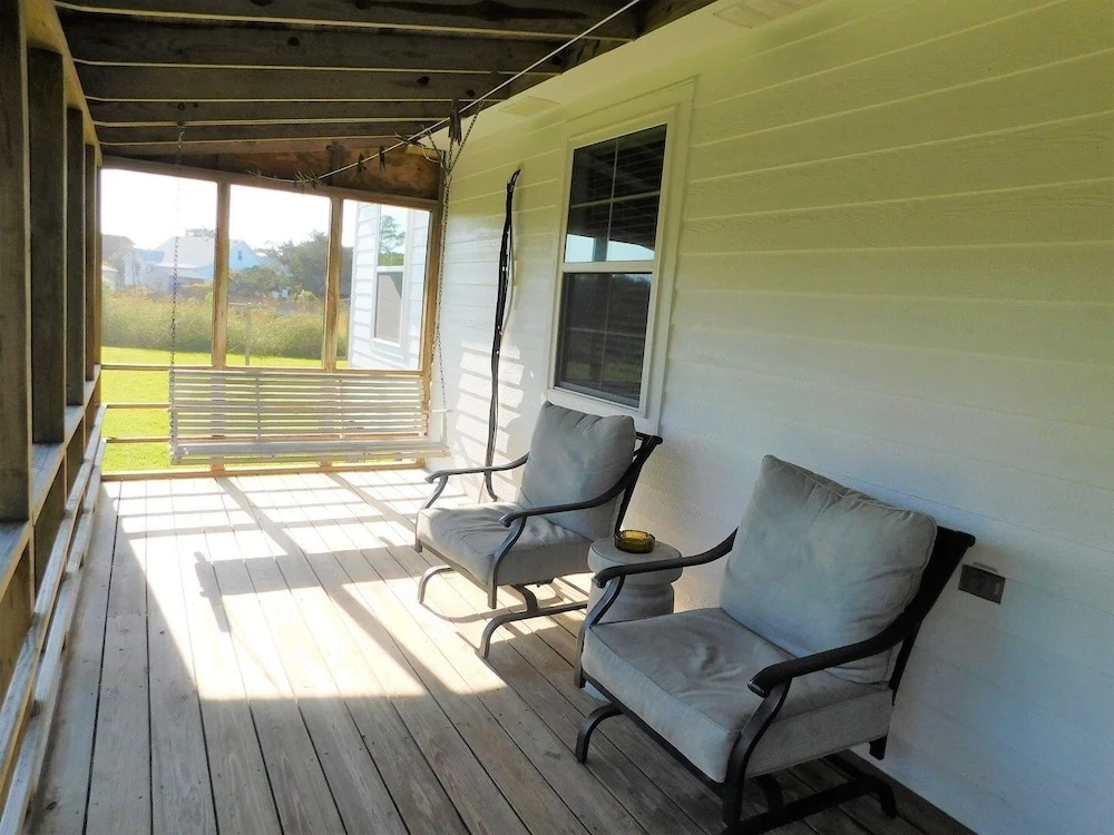 Enoch's Hideaway at Ocracoke - 3 Br Home