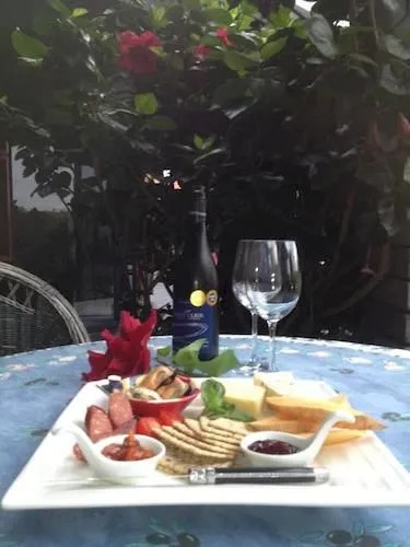 Alfresco Bed and Breakfast