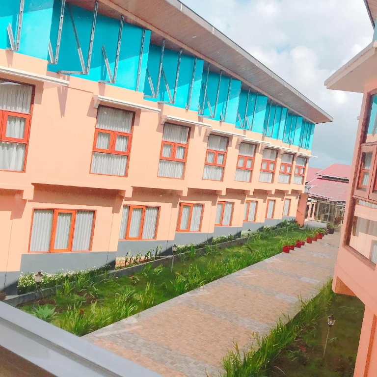 Revayah Hotels