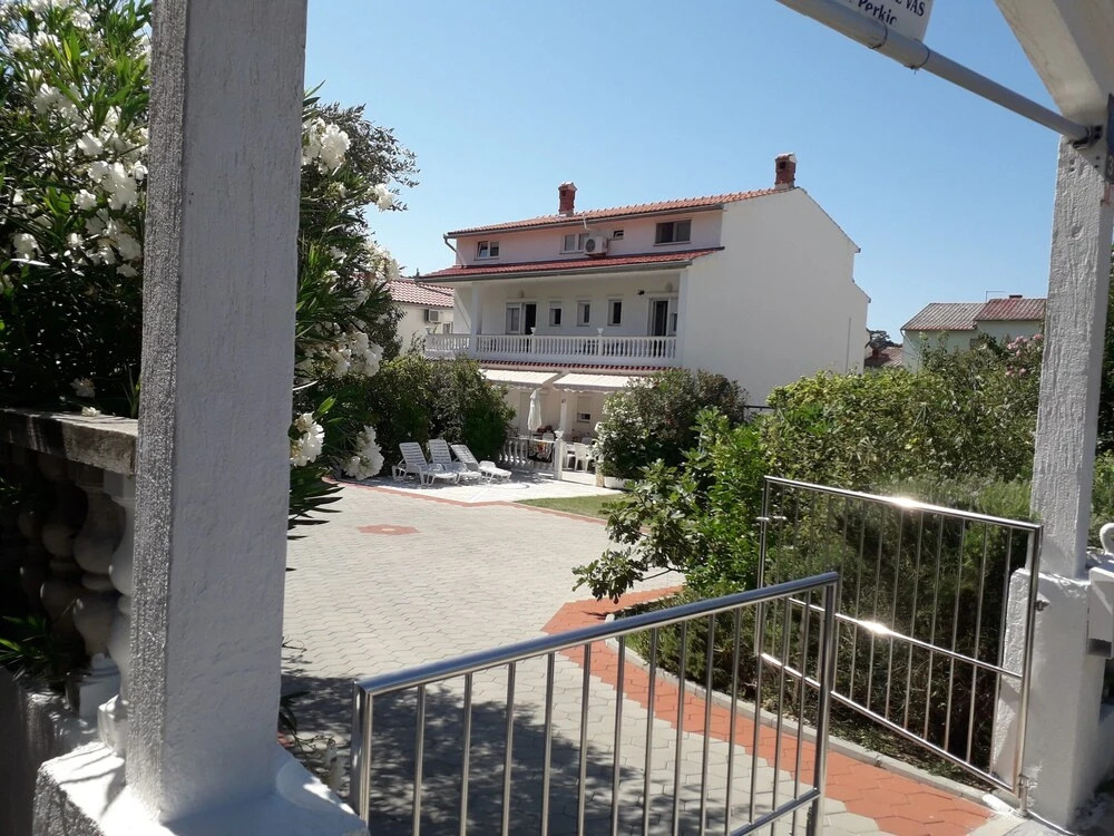 Rab Oasis Retreat - 3 Bedroom Apartment