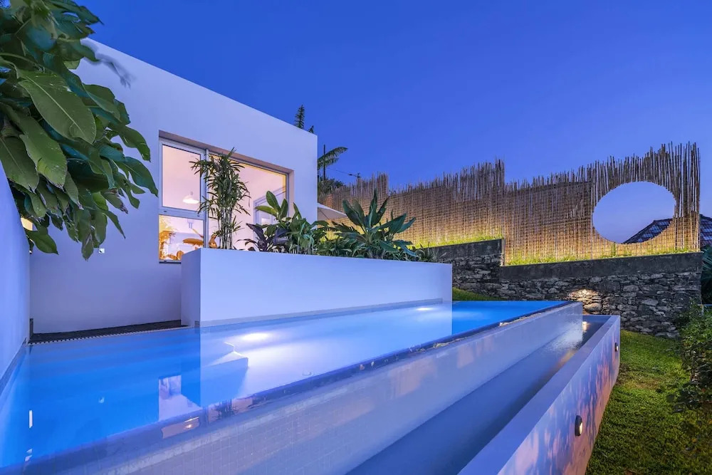Casa da Vargem I, Pool for Small Families