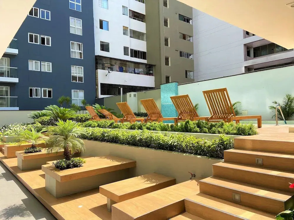 Redibuk - Luxury duplex 1BR Miraflores