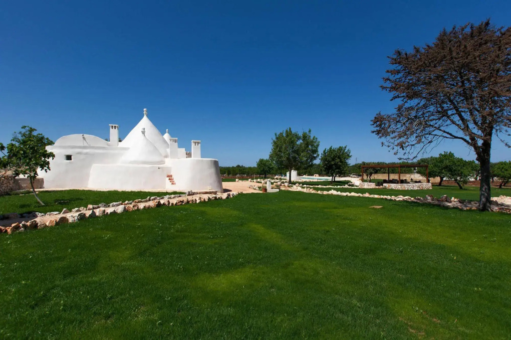Trullo Coco by BarbarHouse