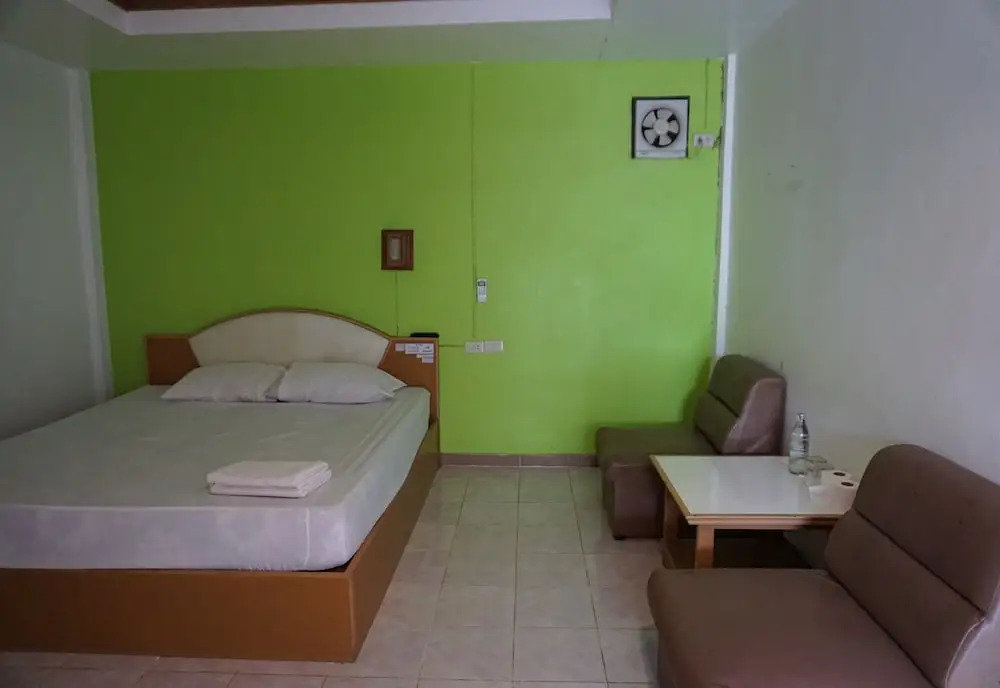 Ban Tum Garden Hotel