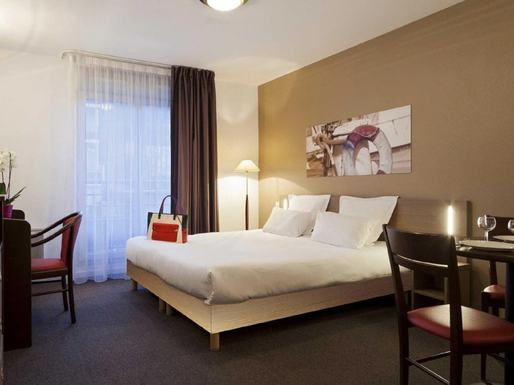 Comfort Suites Port-Marly Paris Ouest