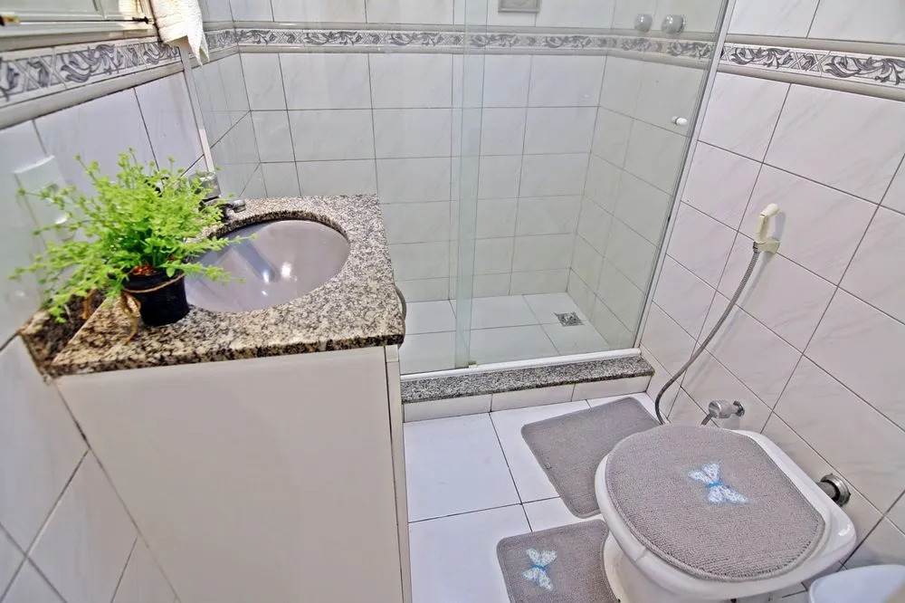 Apartamento Decorado Em Copacabana | Sf 184/604