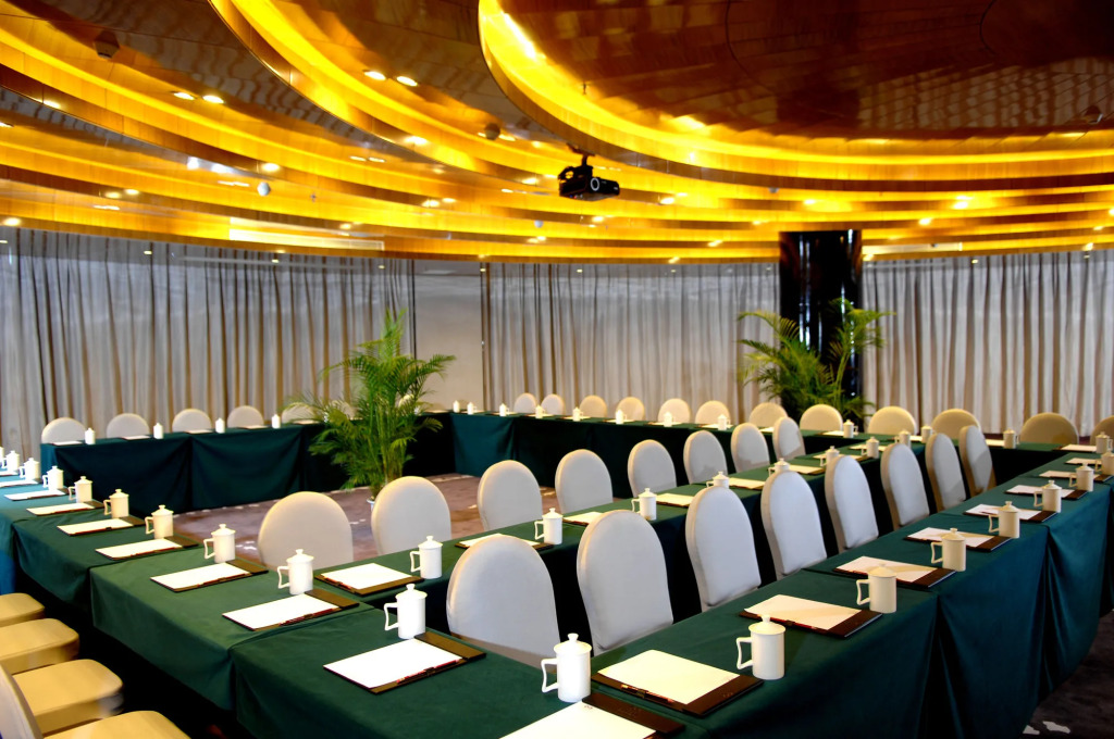 Haoyin Gloria Plaza Hotel
