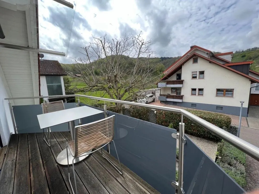Savoir Vivre Modern Retreat