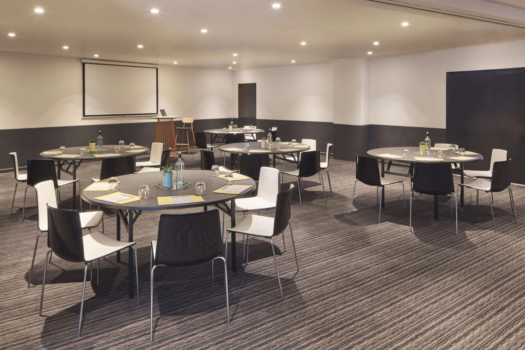 Atura Albury