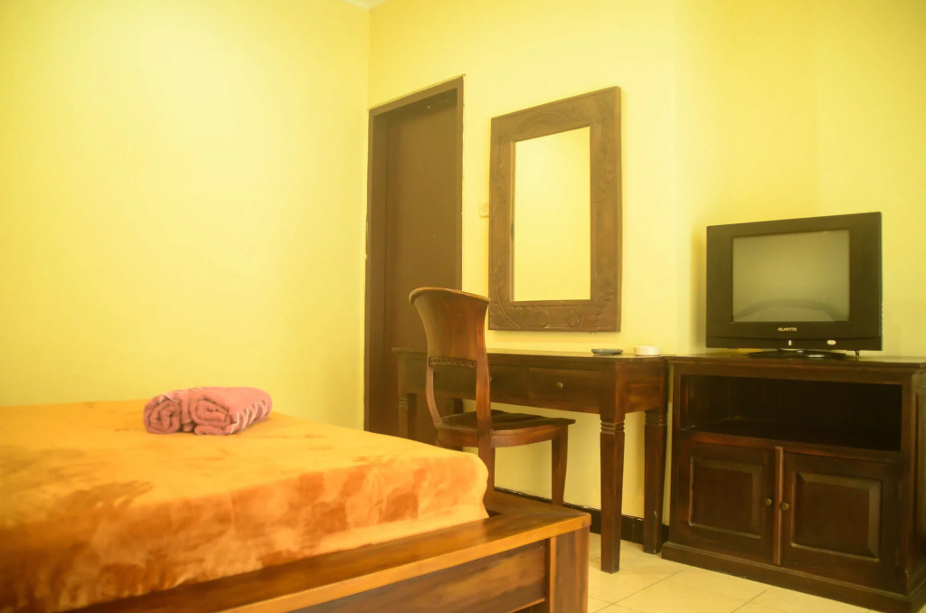 Super OYO 1654 Maha Bharata Kuta Inn