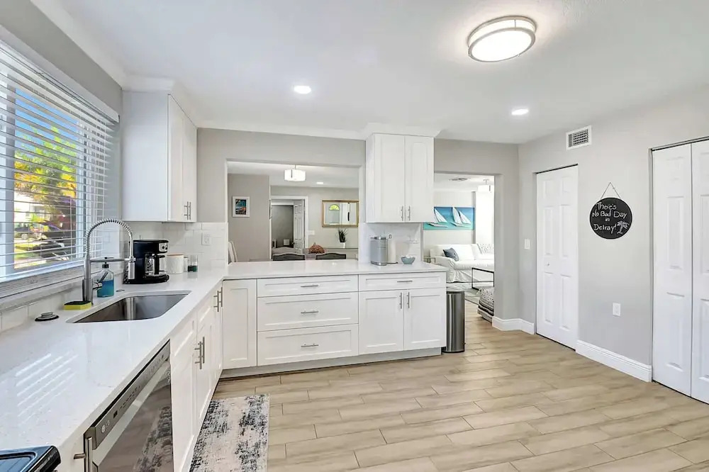 Fully Updated Home Sleeps 8 5 Min to the Beach!