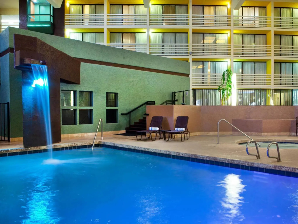 Four Points by Sheraton Phoenix North