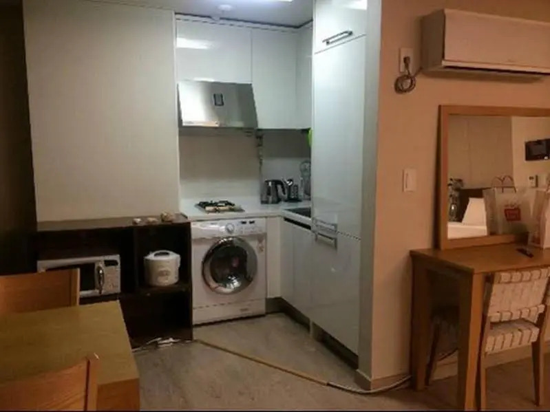 EZ Rent House Residence