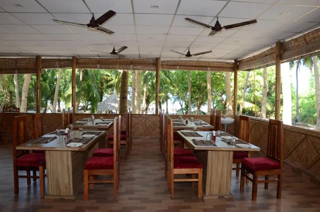 Coconhuts Beach Resort