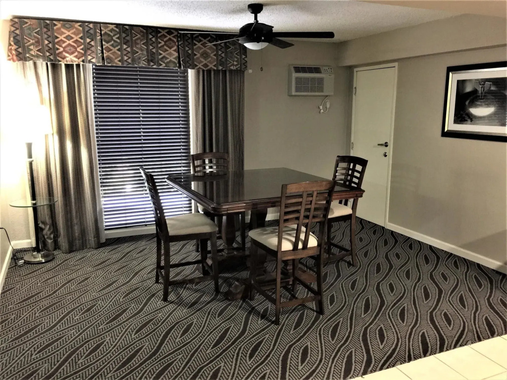 Best Western Plus Galleria Inn & Suites