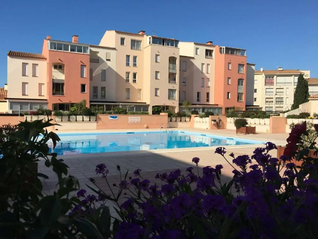 2 Pièces 35 M² Cap D'Agde, Centre Port, Bel Appartement Type 2 Loggia Piscine