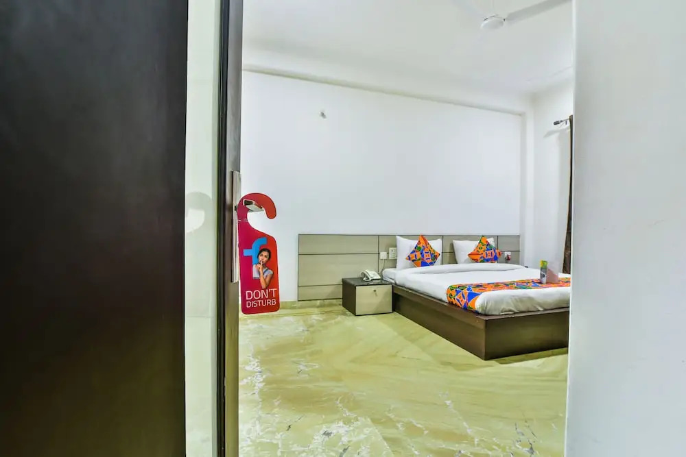 FabHotel Dee Novo Golf Course Road