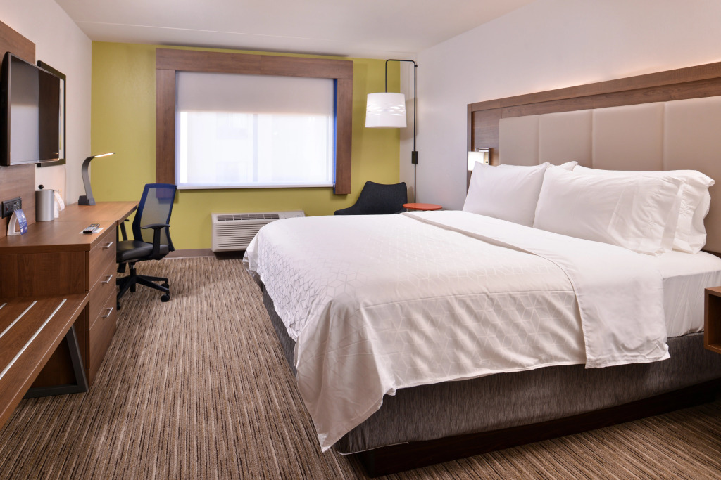Holiday Inn Express Hotel and Suites Mesquite by IHG