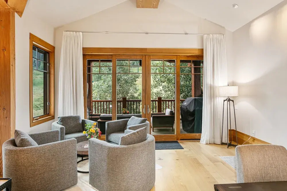 Grand Lodge - Four Bedroom #502 - Ski-in/ski-out 4 Condo