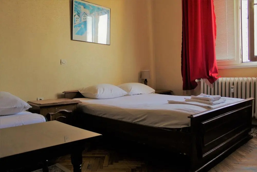 Repos Guest Rooms