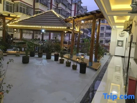 Menglian  xiang Si Yuan Hotel
