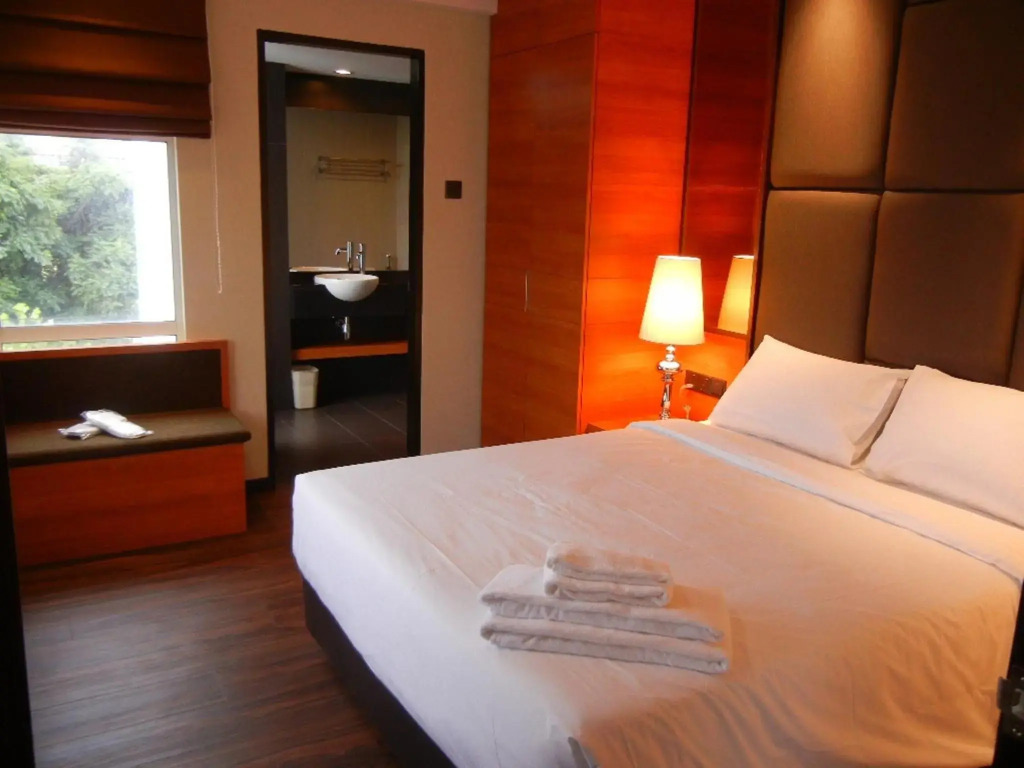 Chaya Hotel