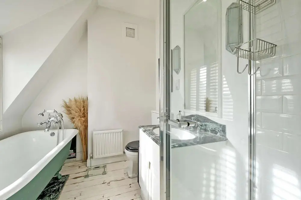 Contemporary 1 bed Apartment Chelsea