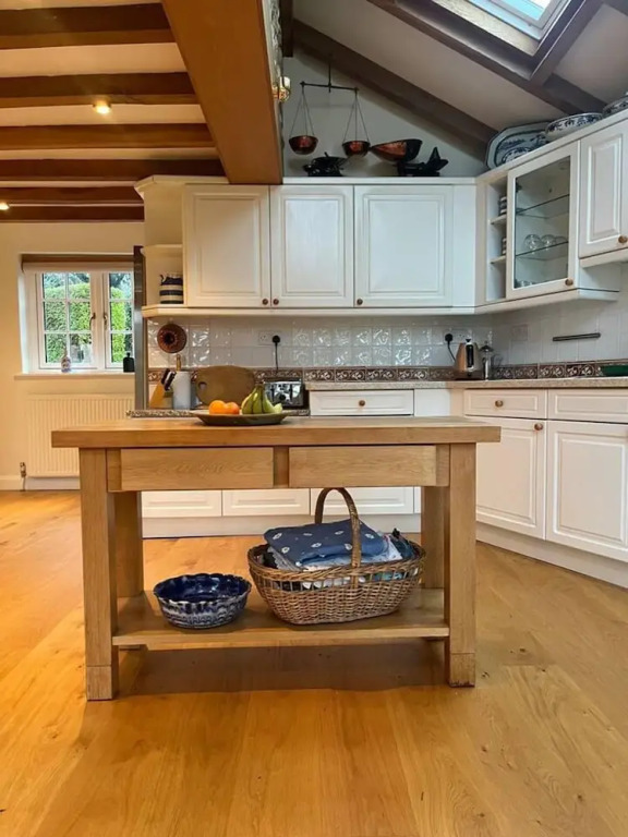 Luxury Brick and Flint House in Funtington