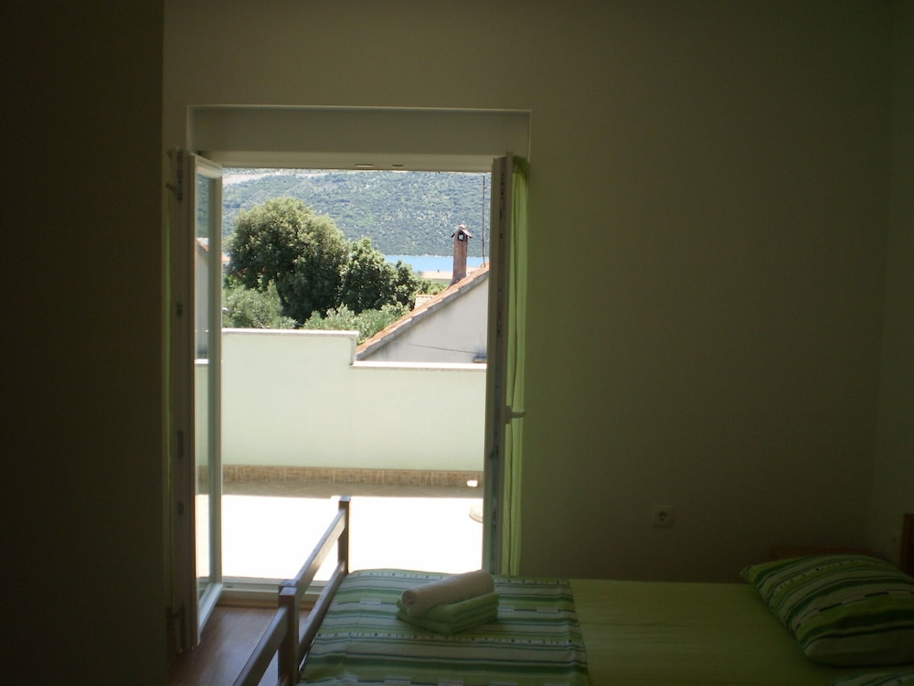 Apartments Gunja