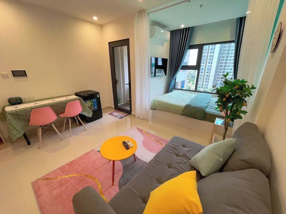 SURIHOME- Vinhomes Grand Park Apartments