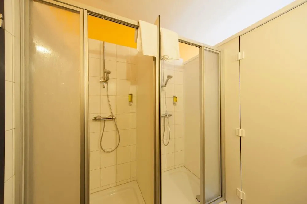 Bed'nBudget City - Hostel