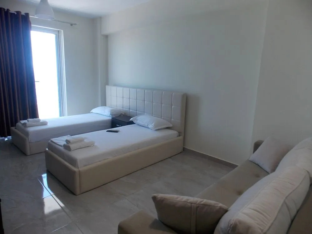 Hotel Summer