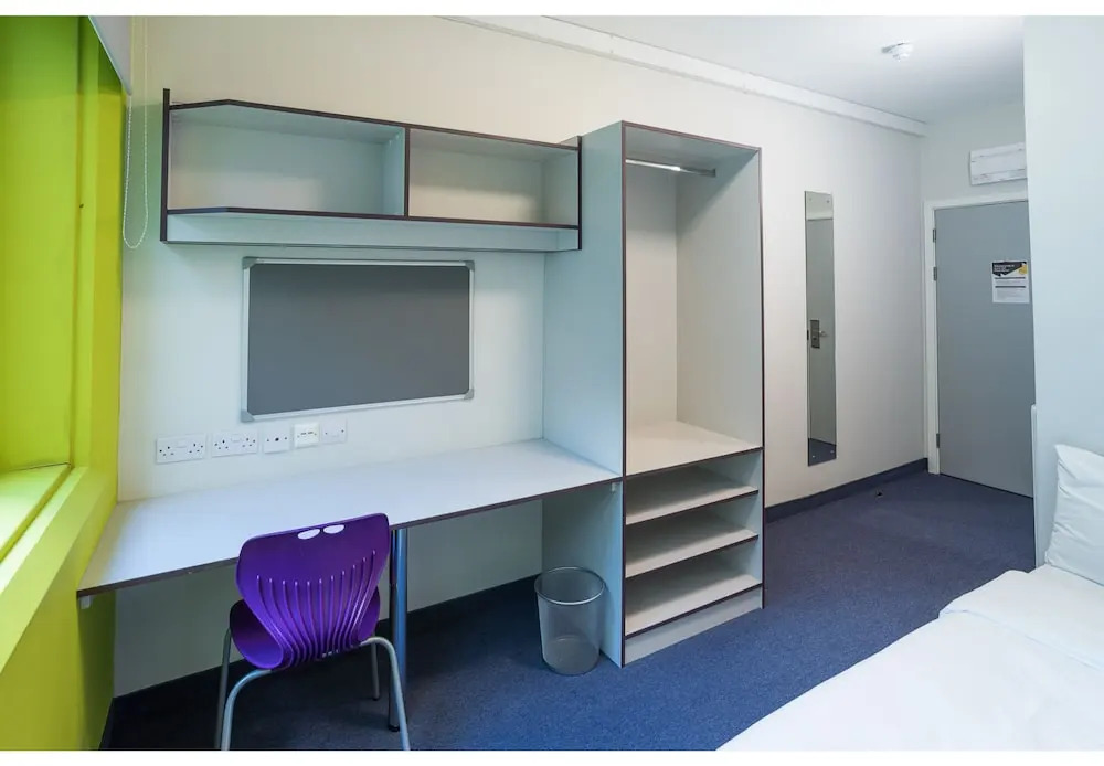 Luxury Rooms & Studios in Newcastle