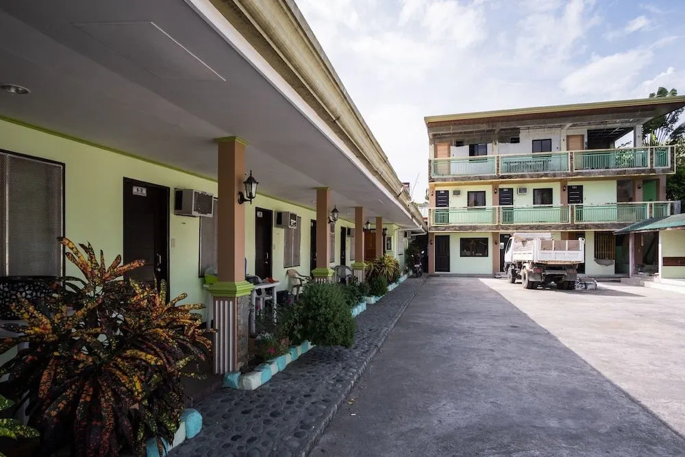 Carlito's Inn
