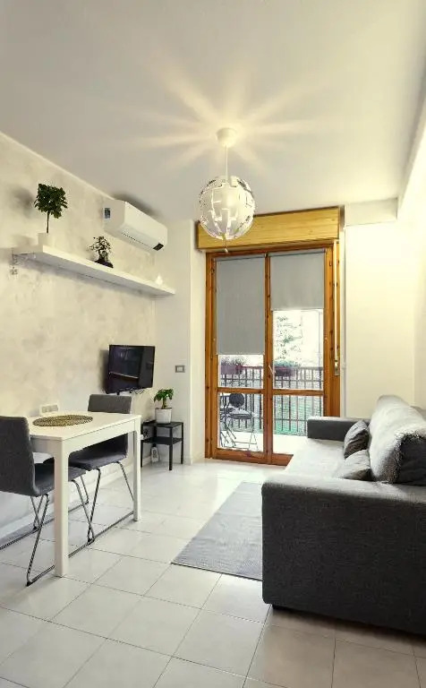 Apartment Forum III