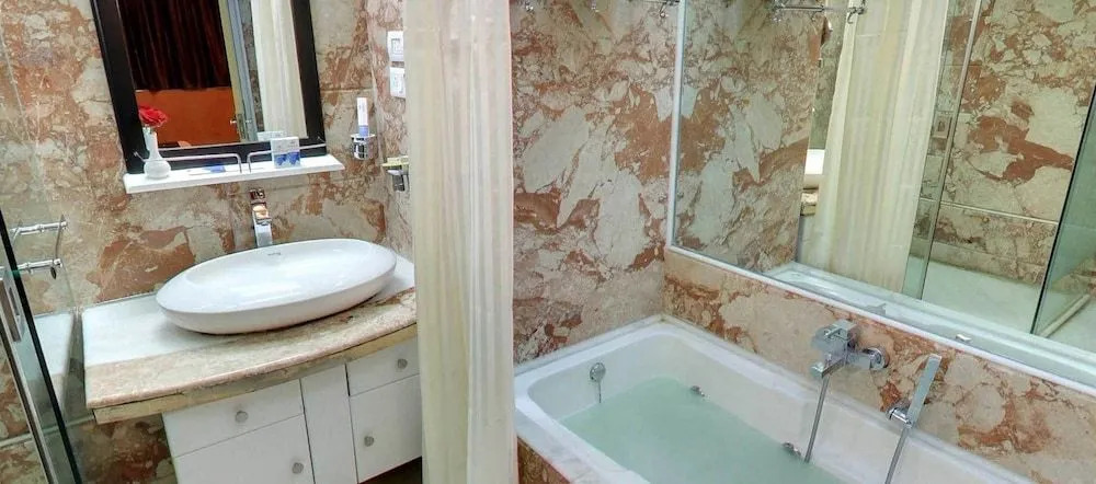 Roerich Hotels Pvt. Ltd