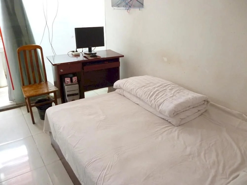 Qufu Shiyuan Express Hotel