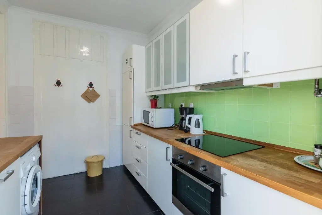 Bright Apartment with Two Bedrooms - BP31