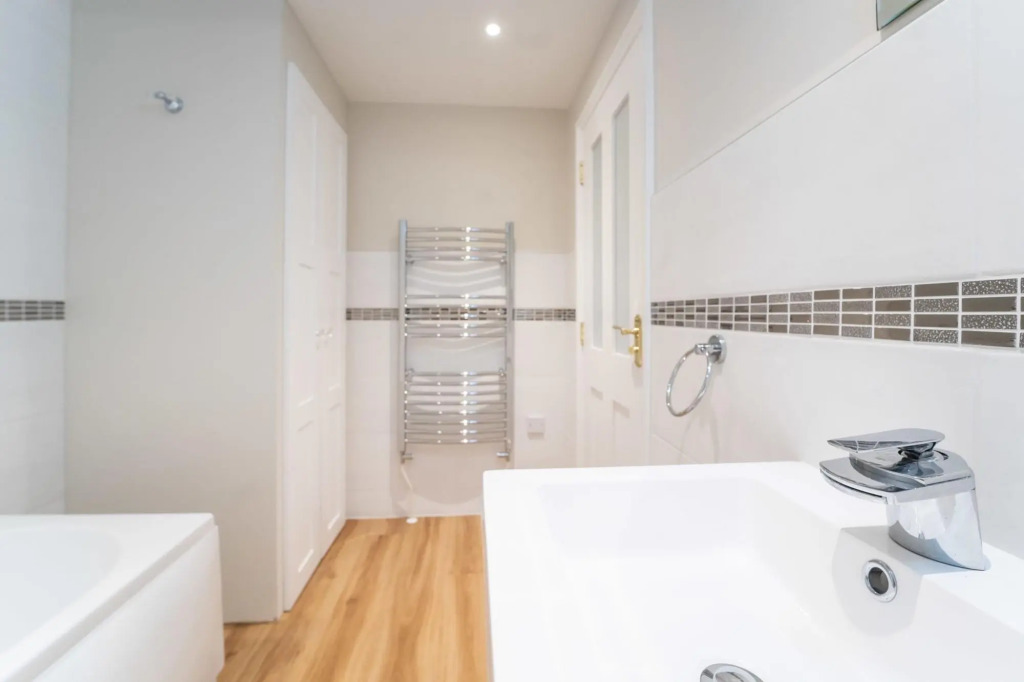 King Street Residence - 2 Bedrooms - Parking - Town Centre ⭐ ⭐⭐⭐⭐
