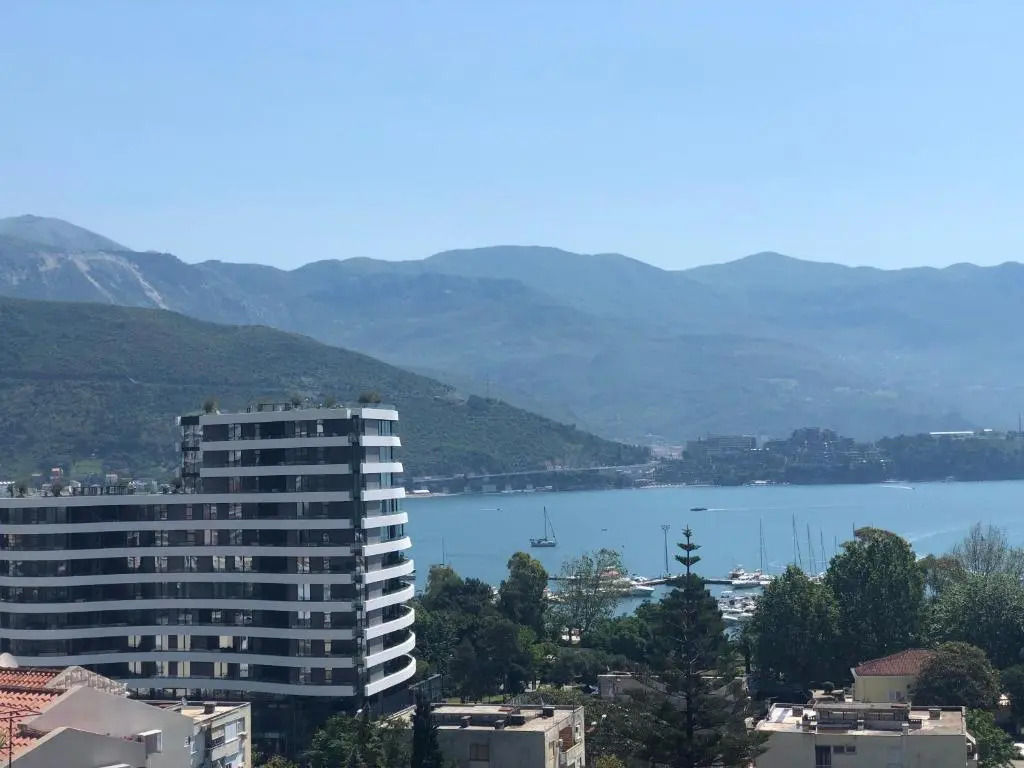 Veselinka Apartments & Rooms
