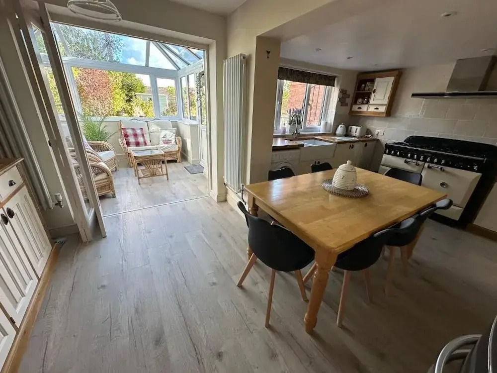 Family Cottage - Alton Towers Peak District , pet Friendly