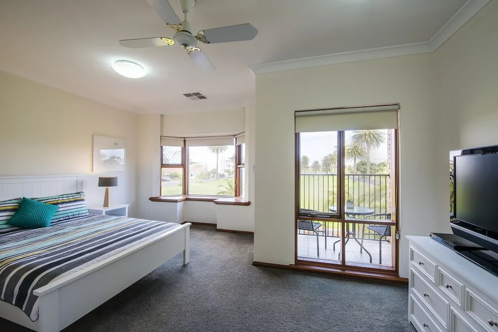 Parkview Villa 2 Luxury 3 Bedroom Home