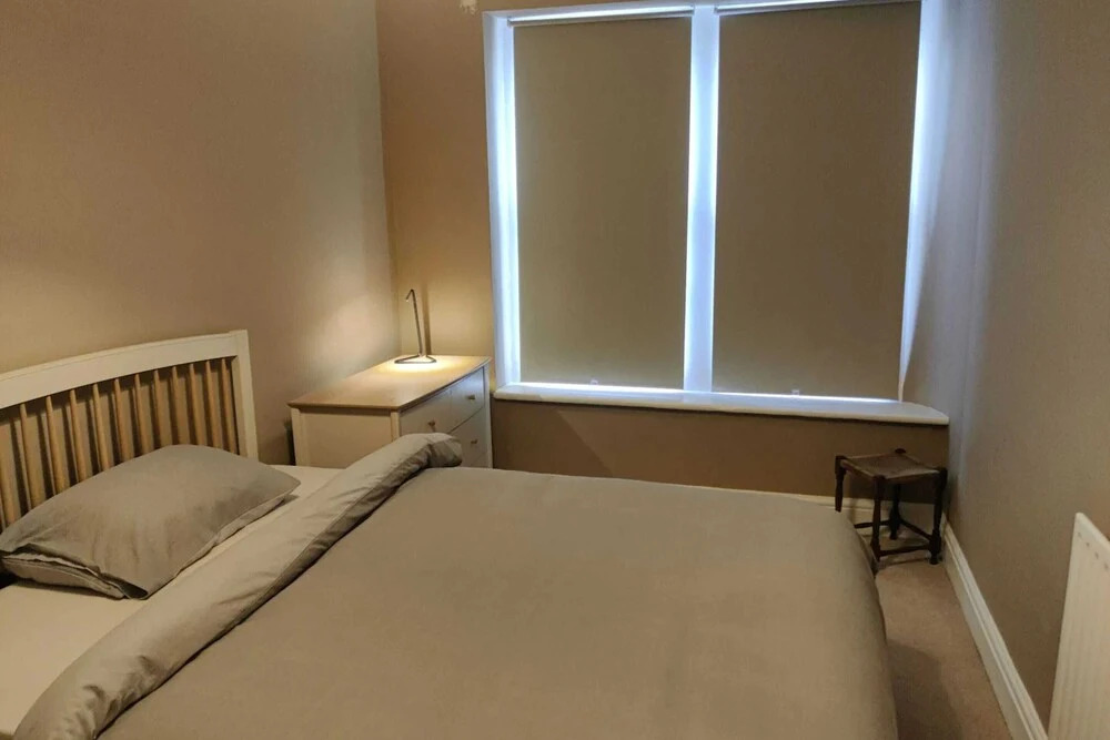 Serene 2 Bedroom Apartment in Clifton