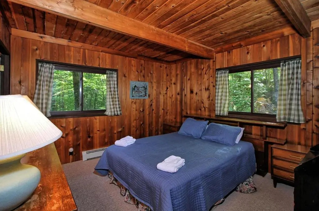 Mountainside Lodge