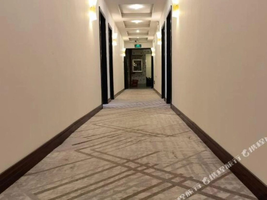 Home Inn Paibai·Yun Hotel (Shanghai Hongkou Football Stadium)